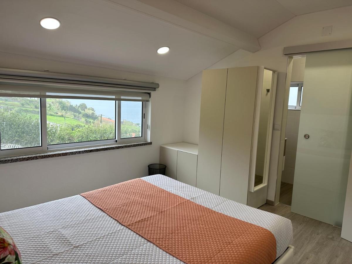 Paradise Apartments III Санта Круз да Флорес Екстериор снимка